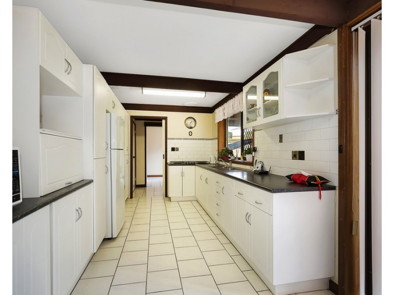 17 Sandpiper Court, Modbury Heights SA 5092