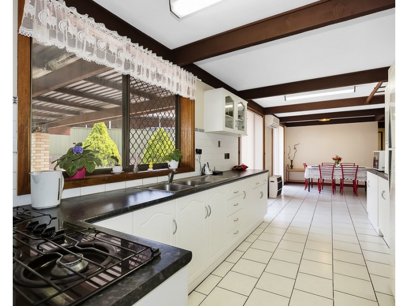 17 Sandpiper Court, Modbury Heights SA 5092