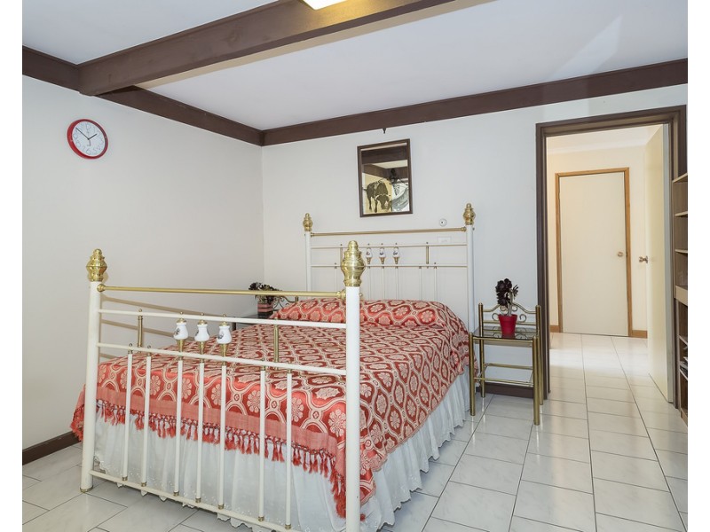 17 Sandpiper Court, Modbury Heights SA 5092