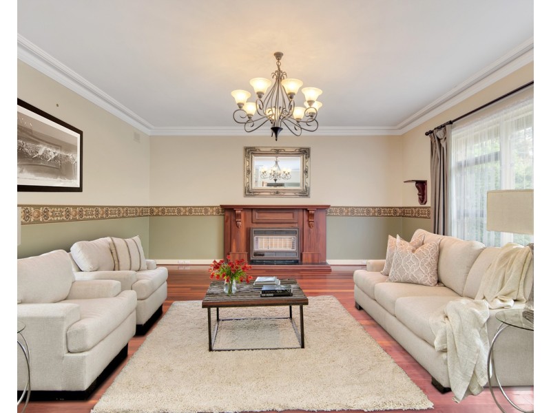 7 Jeff Street, Para Vista SA 5093