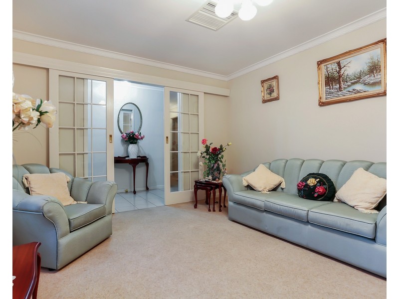 53 Buckley Crescent, Fairview Park SA 5126