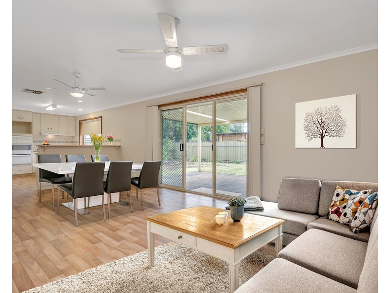 8 Vendetta Drive, Salisbury Heights SA 5109