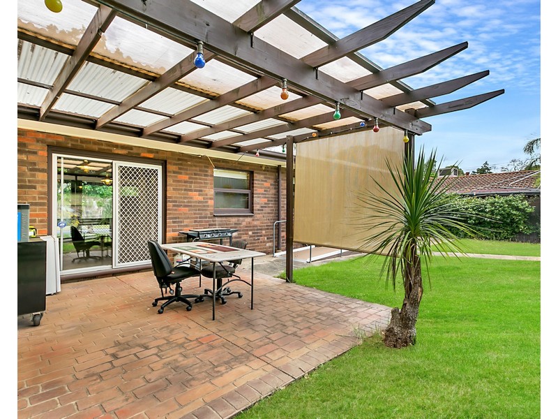 38 Down Drive, Valley View SA 5093