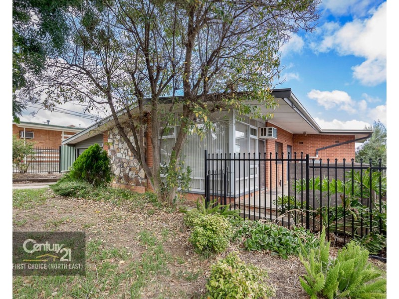 5 Rialto Ave, Para Hills SA 5096
