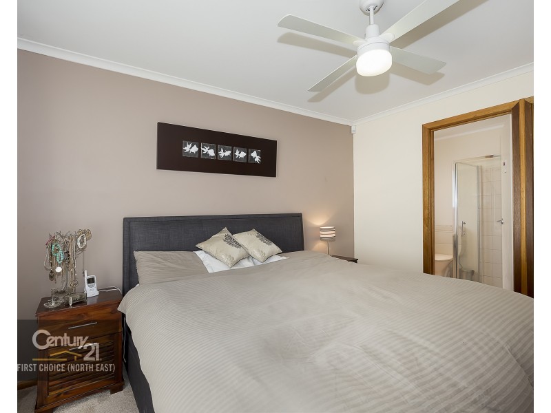 12 Chesterfield Walk, Hillbank SA 5112