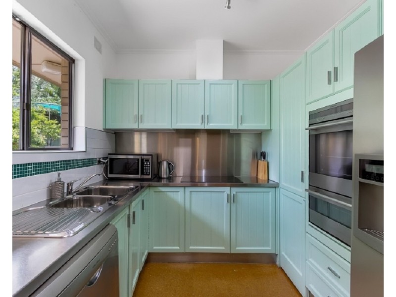 1 Glen Crescent, Vista SA 5091