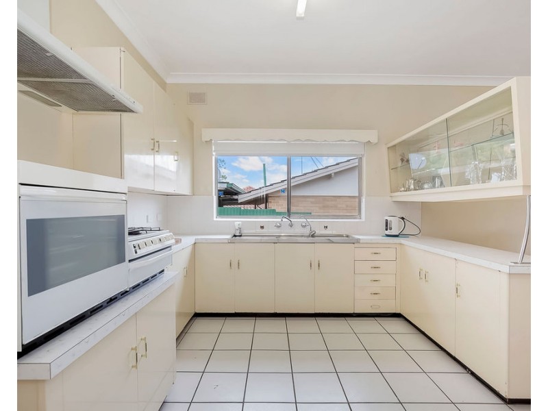 17 Hutchinson Avenue, Athelstone SA 5076
