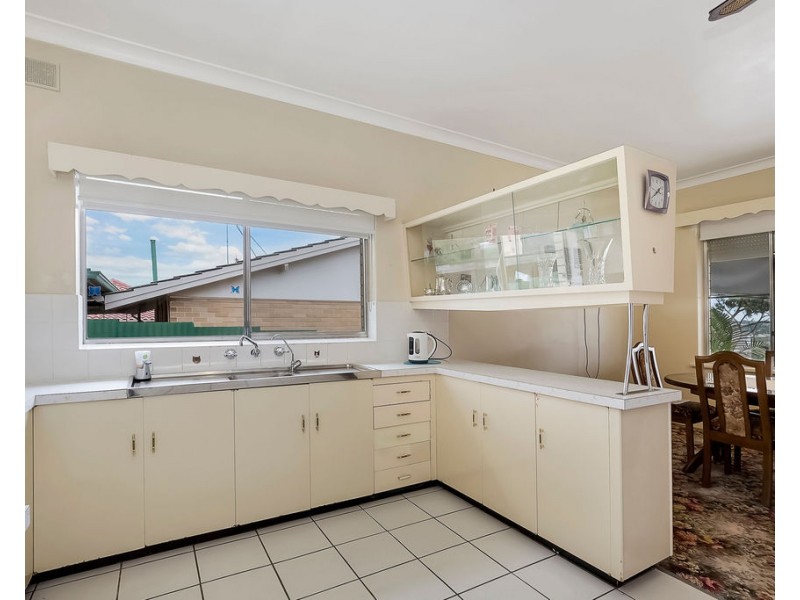 17 Hutchinson Avenue, Athelstone SA 5076