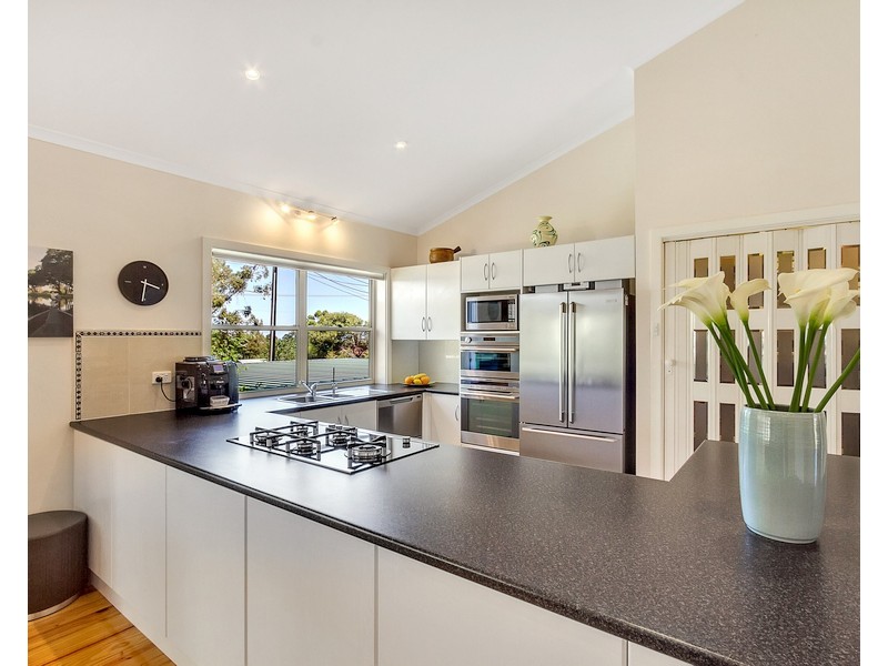 10 Tarni Street, Fairview Park SA 5126