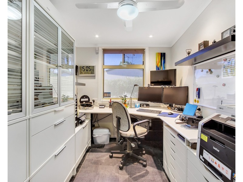 10 Tarni Street, Fairview Park SA 5126