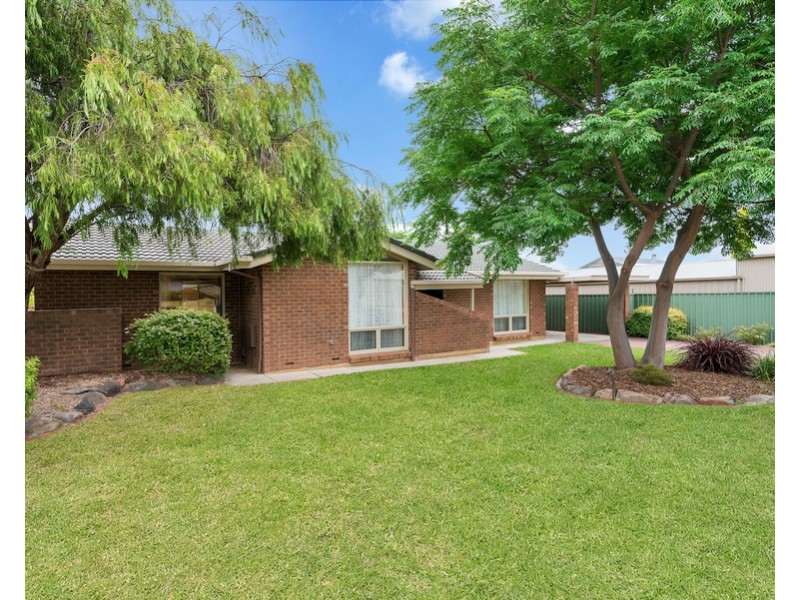 12 Barton Court, St Agnes SA 5097