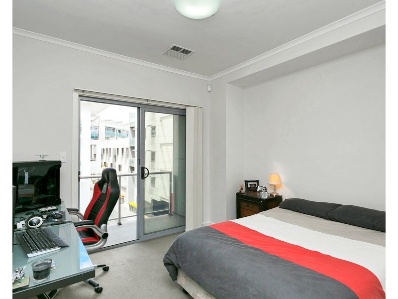 1/22 Euston Walk, Mawson Lakes SA 5095