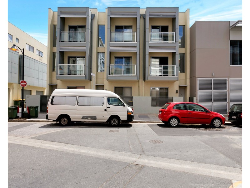 1/22 Euston Walk, Mawson Lakes SA 5095