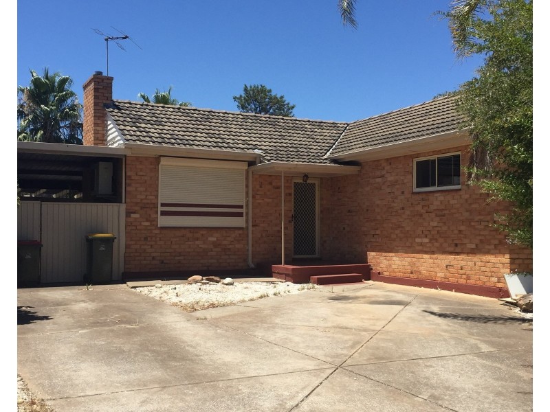 12 Peacock Road, Elizabeth Downs SA 5113