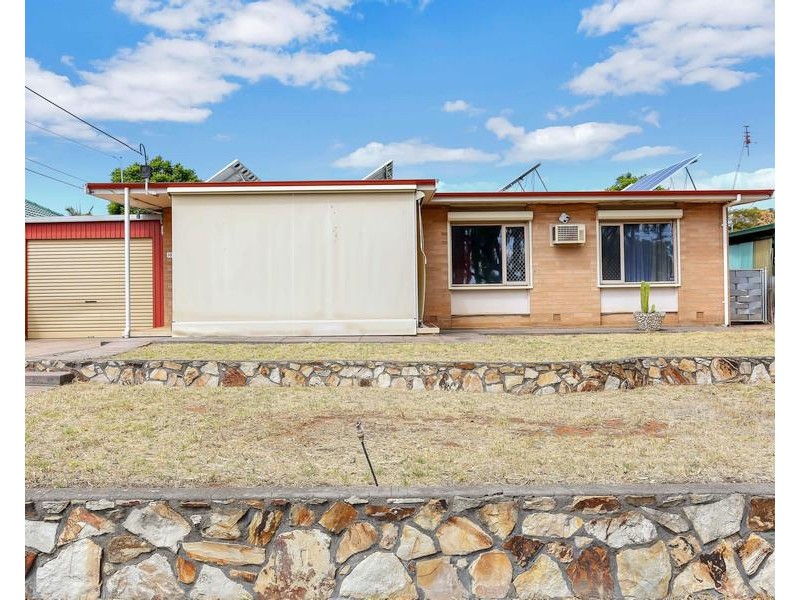 10  Oswald Crescent, Para Hills SA 5096