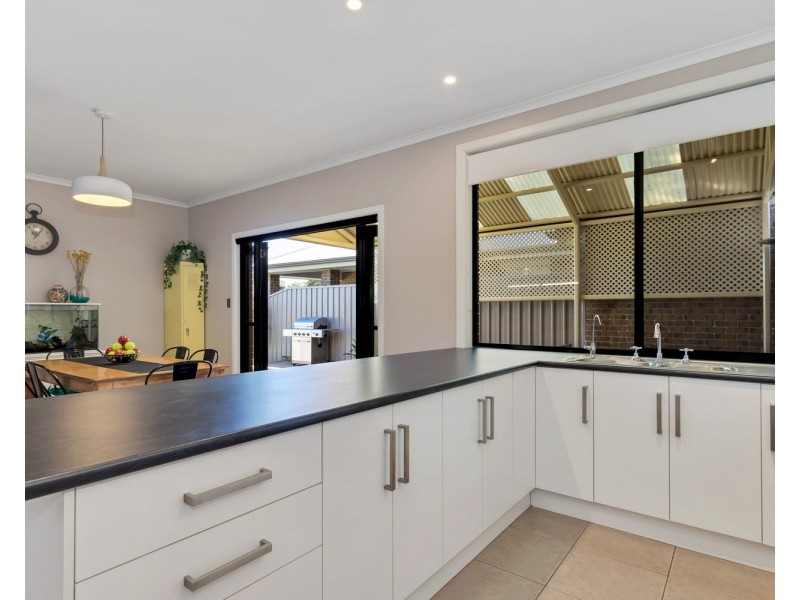 4 Oregan Crescent, St Agnes SA 5097