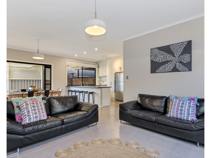 4 Oregan Crescent, St Agnes SA 5097
