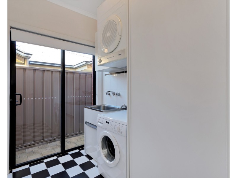 4 Oregan Crescent, St Agnes SA 5097