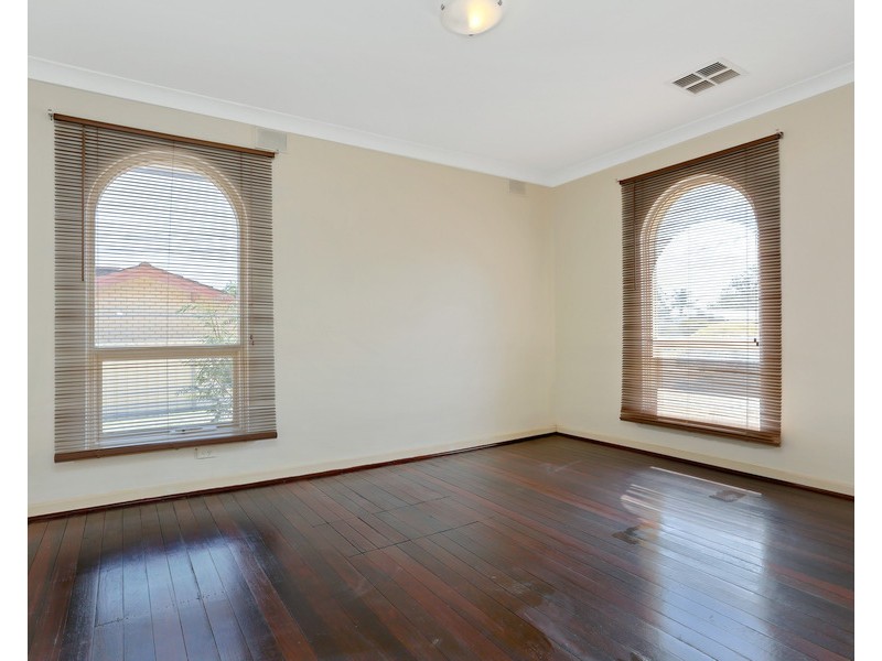 11 Somerset Avenue, Redwood Park SA 5097