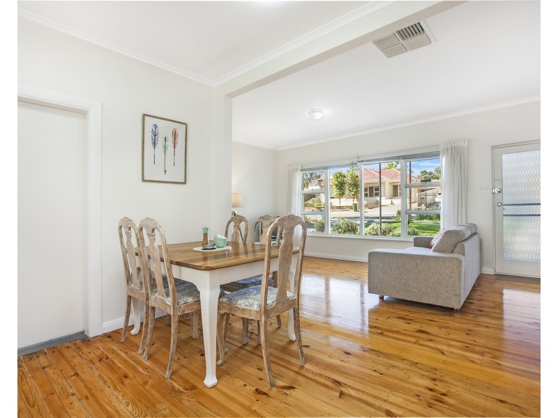 6 Redwood Avenue, Redwood Park SA 5097