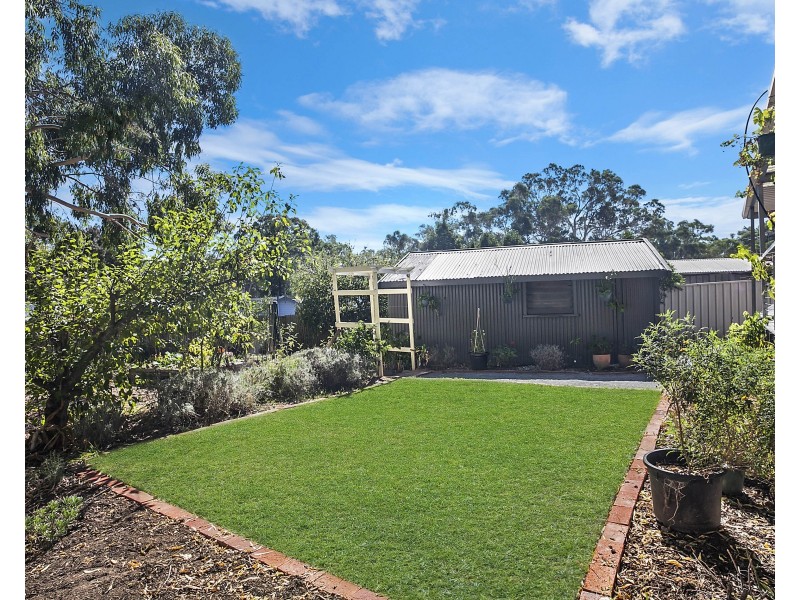 6 Redwood Avenue, Redwood Park SA 5097