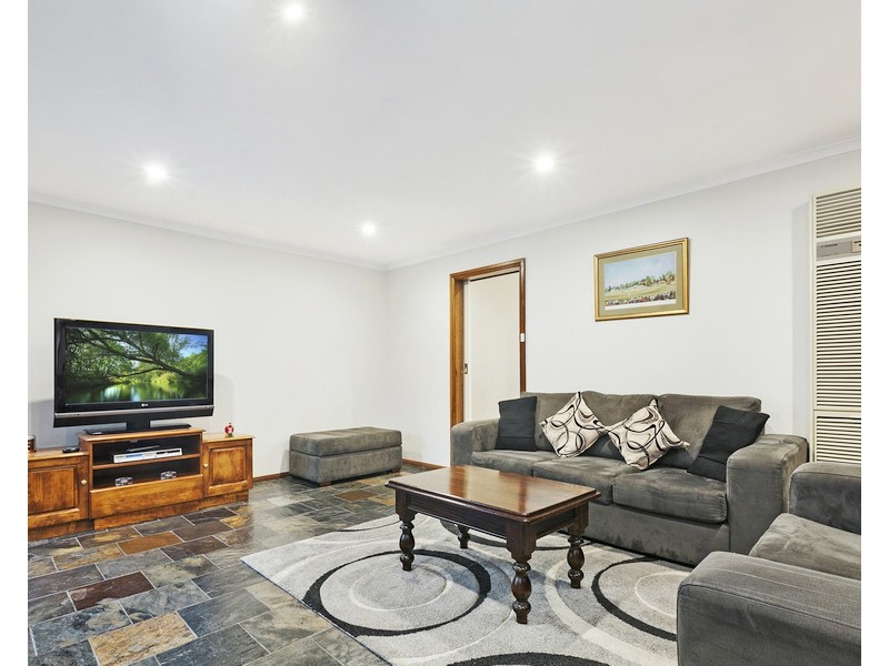 18 Dickerson Way, Redwood Park SA 5097