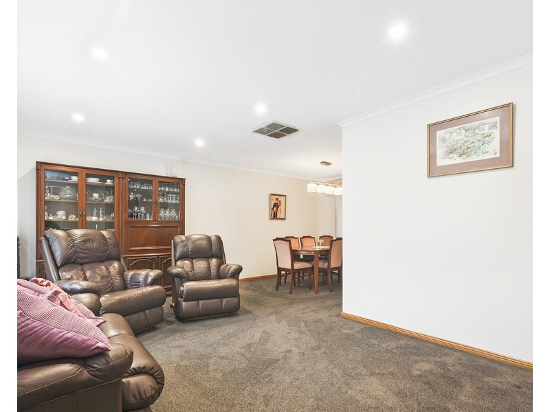 18 Dickerson Way, Redwood Park SA 5097