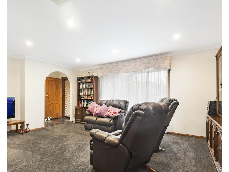 18 Dickerson Way, Redwood Park SA 5097