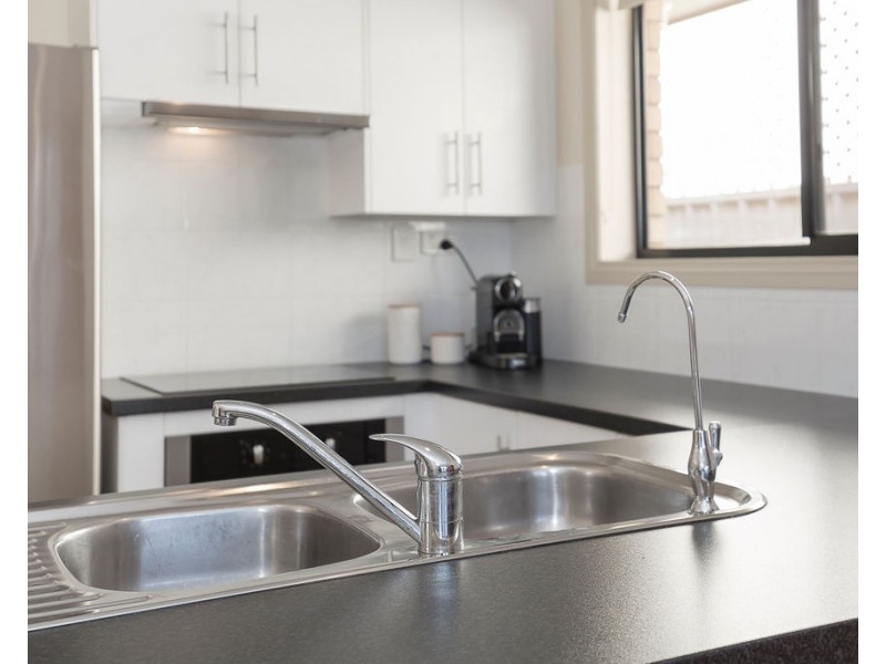 8b Rowe Street, Para Hills SA 5096