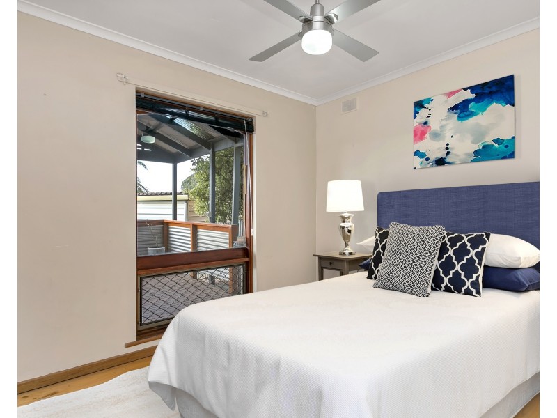 29 Gollop Crescent, Redwood Park SA 5097