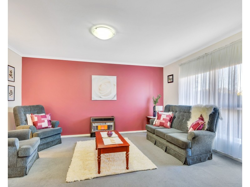 28 Frontignac Court, Wynn Vale SA 5127