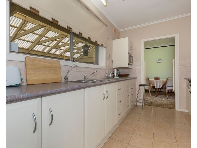 2 Folkestone Street, Modbury Heights SA 5092