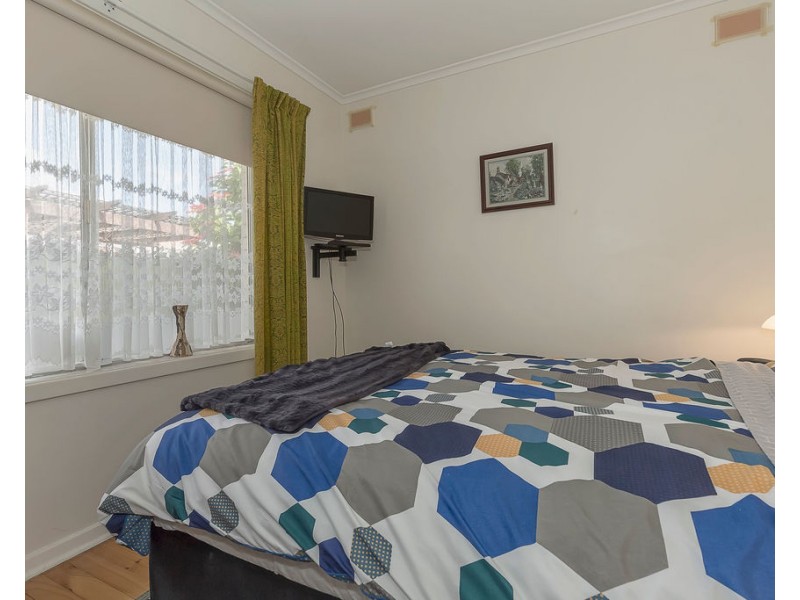 2 Folkestone Street, Modbury Heights SA 5092