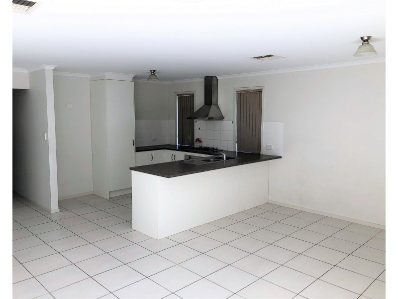 16a Vicar Street, Gilles Plains SA 5086