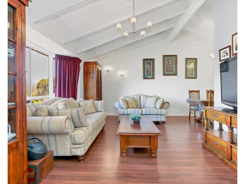 5 Chertsey Court, Wynn Vale SA 5127