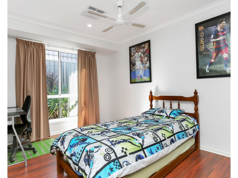 5 Chertsey Court, Wynn Vale SA 5127