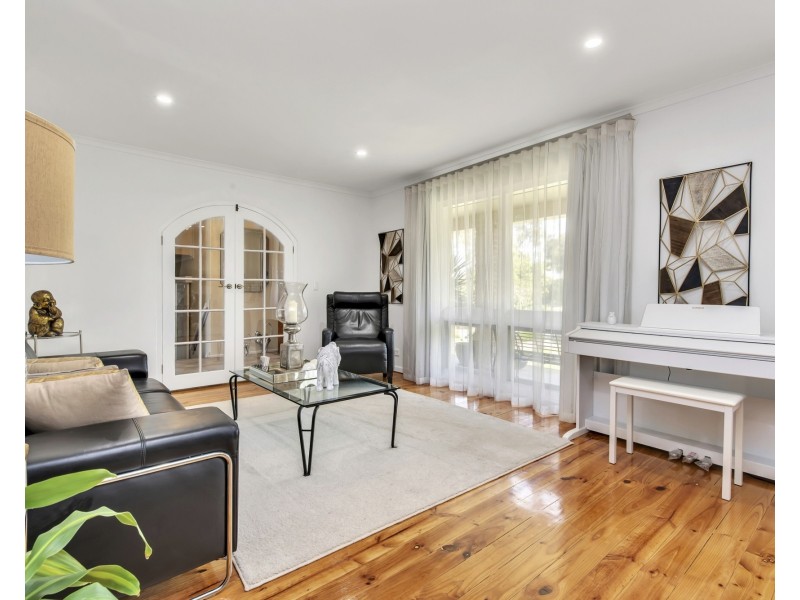 29 Hamilton Road, Fairview Park SA 5126