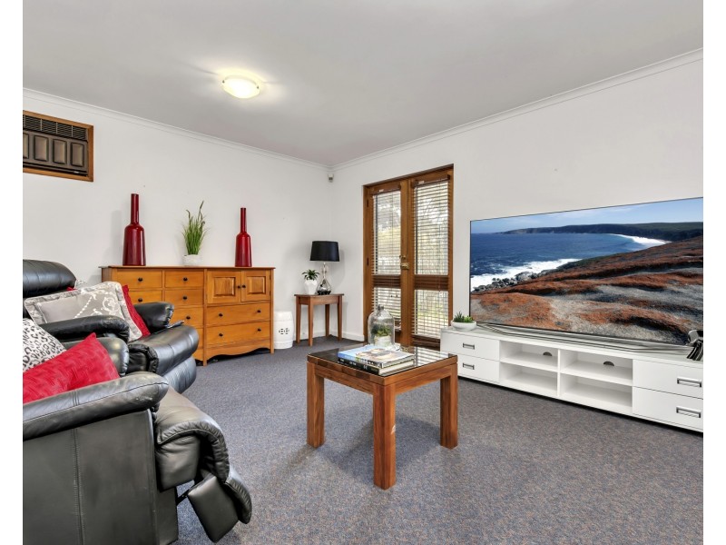 29 Hamilton Road, Fairview Park SA 5126