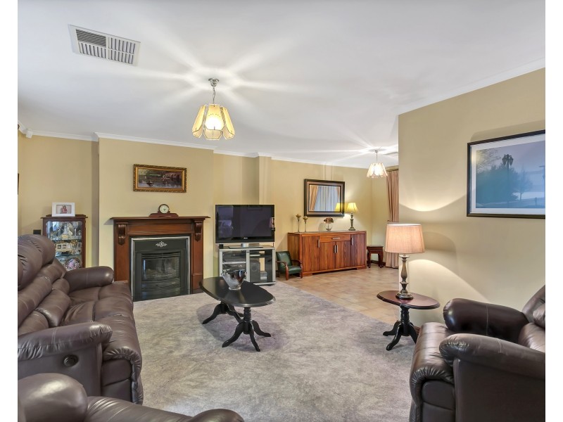 22  Abercrombie Crescent, St Agnes SA 5097