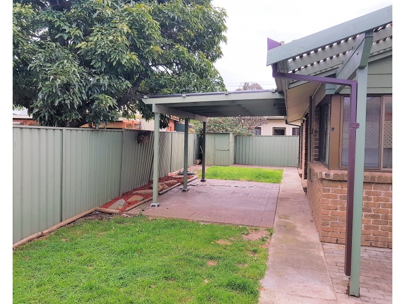 2A Larkdale Avenue, Marion SA 5043