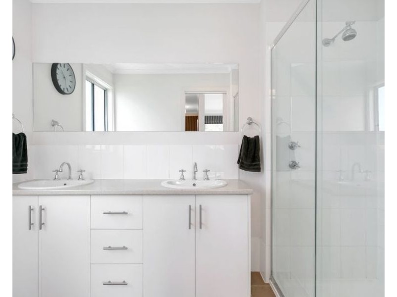 35 Greenwood Drive, St Agnes SA 5097