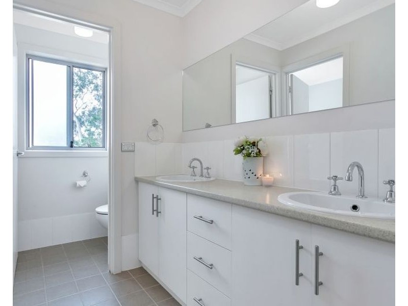 35 Greenwood Drive, St Agnes SA 5097