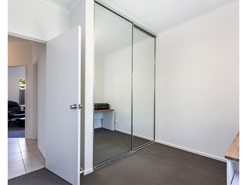 17 Maidos Grove, Valley View SA 5093