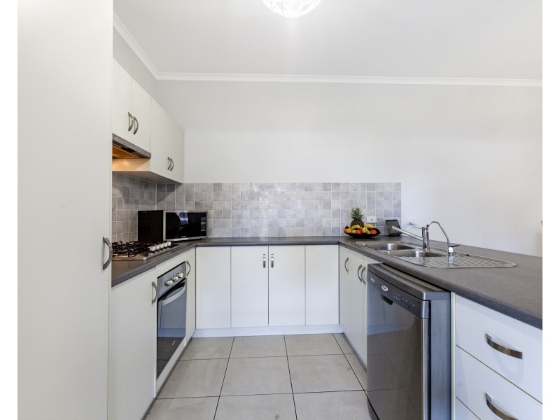17 Maidos Grove, Valley View SA 5093