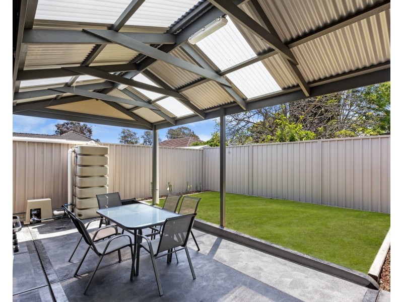 17 Maidos Grove, Valley View SA 5093