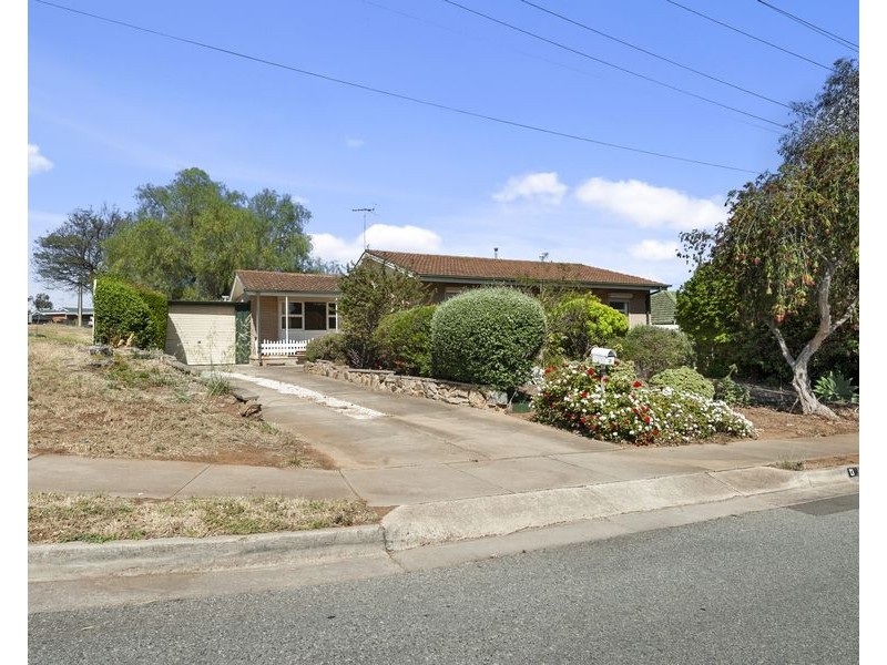 13 Diranta Drive, Ingle Farm SA 5098