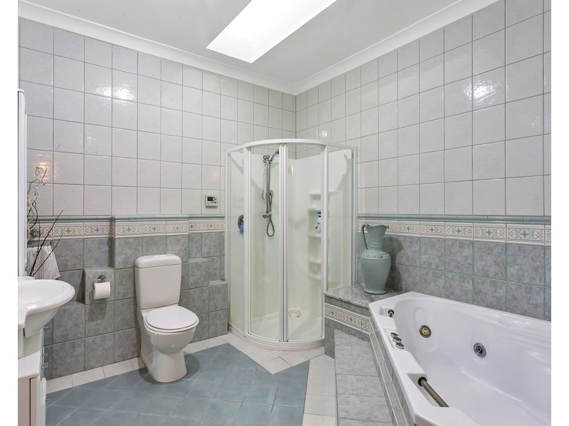 12 Seymour Grove, Campbelltown SA 5074