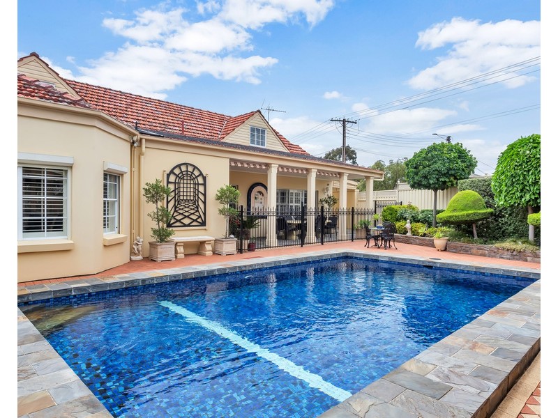12 Seymour Grove, Campbelltown SA 5074