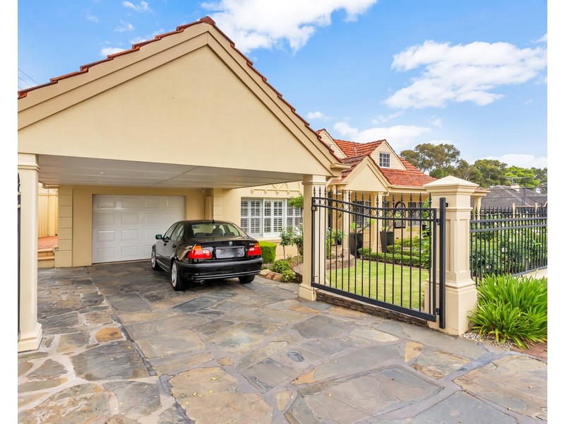 12 Seymour Grove, Campbelltown SA 5074