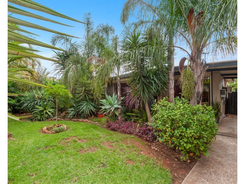 416 Bridge Road, Para Hills West SA 5096